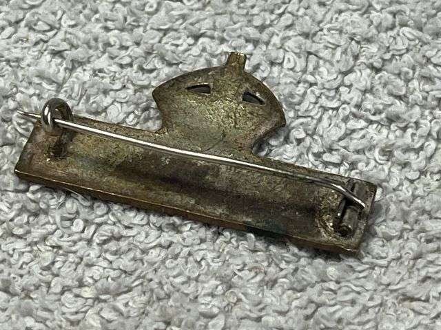 76) Nice Original WW1 Imperial Service Pin Back Badge — image 2