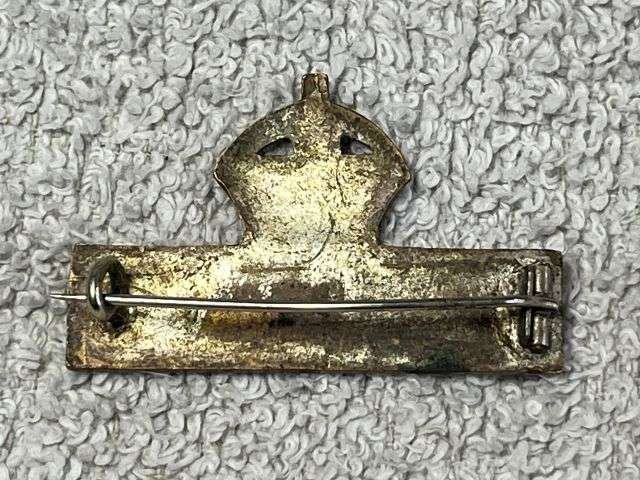 76) Nice Original WW1 Imperial Service Pin Back Badge — image 3