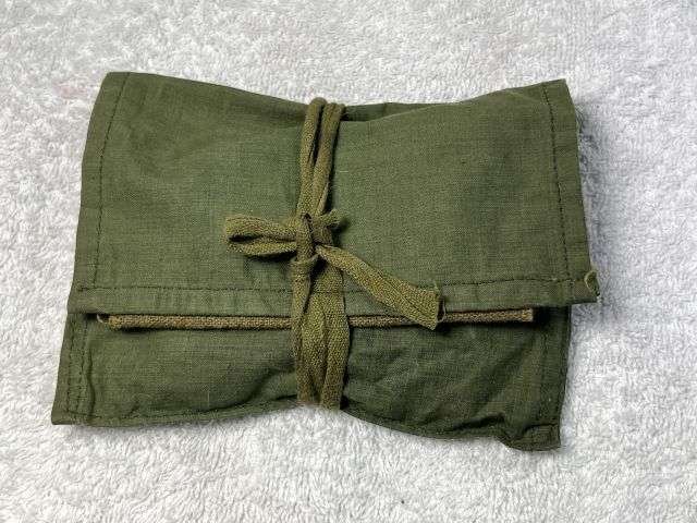 59) Original WW2 Pat British Army Tropical Issue Housewife Sewing Kit Complete — image 4