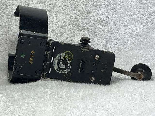 40) Excellent Original WW2 US Military J-37 Morse Key On J-45 Leg Clamp For Use in Tanks, Aircraft, Vehicles Etc — image 7