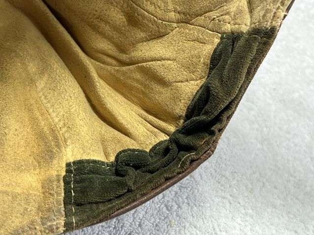 43) Excellent Original Unissued WW2 Canadian Made B-Type Flying Helmet 1942 — image 11