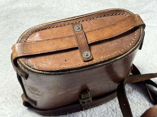 15) Good Original WW2 British Army 7×50 No5 Mk I Binoculars Case — image 4