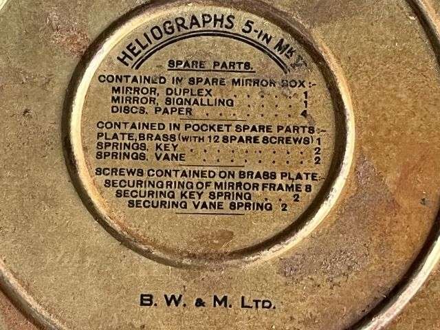 111) Excellent Complete WW1-WW2 Heliograph 5-In MkV Mirrors & Storage Container — image 12