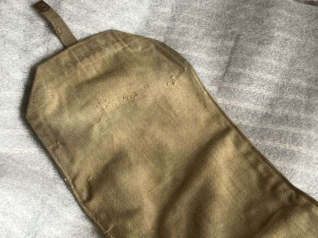 124) Good Original Well Used WW2 British Made Rifle Slip Dated 1942 — image 3