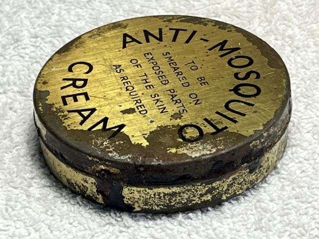 5) Excellent Original WW2 RAF & British Army Issue Anti-Mosquito Cream Tin & Contents — image 3
