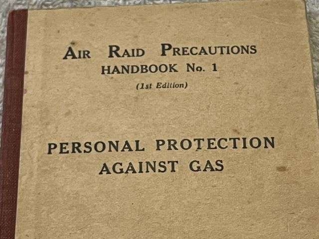 65) Good Original WW2 Hardback ARP Handbook No1 Personal Protection Against Gas Dated 1937 — image 10