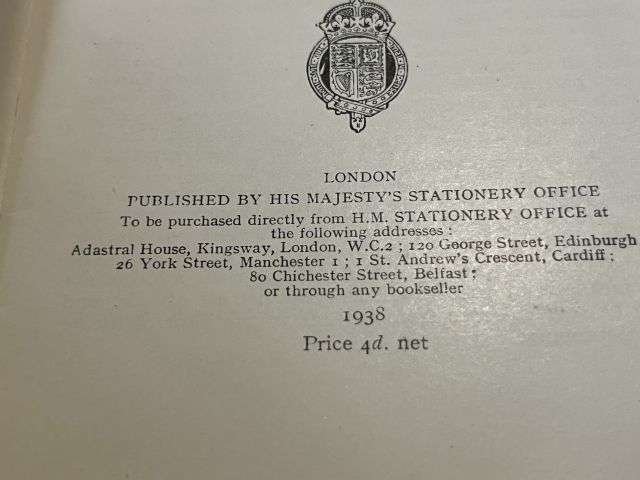 67) Near Mint Original WW2 ARP Handbook No2 First Aid For Gas Casualties 1938 — image 4