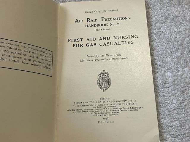 67) Near Mint Original WW2 ARP Handbook No2 First Aid For Gas Casualties 1938 — image 5