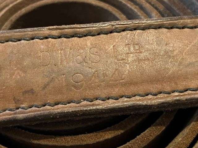 35) Excellent Original WW2 British Officers Leather Carry Straps For Bed Roll. All 3 Parts Matching Makers & 1944 — image 9