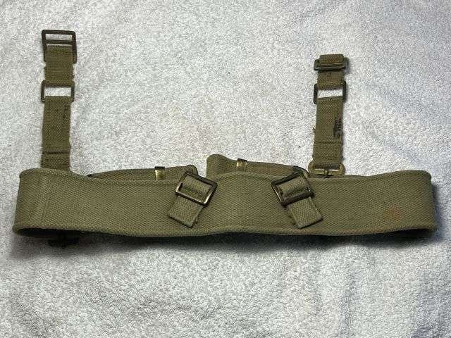 38) Excellent Original WW2 1937 Pattern Webbing Waist Belt & Brace Attachments L&E Ltd 1941 — image 7