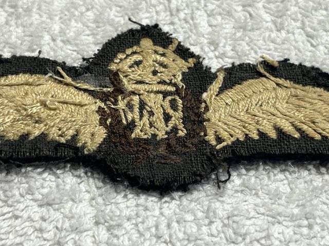 15) Lovely Original 1930s – WW2 RAF Uniform Removed Pilots Wings — image 2