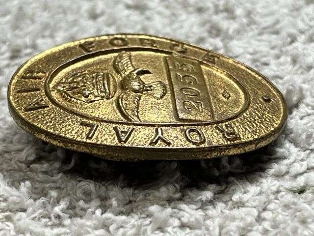 27) Excellent Original WW2 RAF War Workers J.R.Gaunt Brass Oval Lapel Badge — image 5