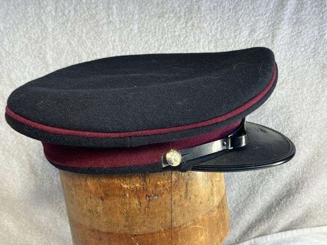 127) Excellent Original 1950s RAMC Officers Peaked Cap With Badge. — image 5