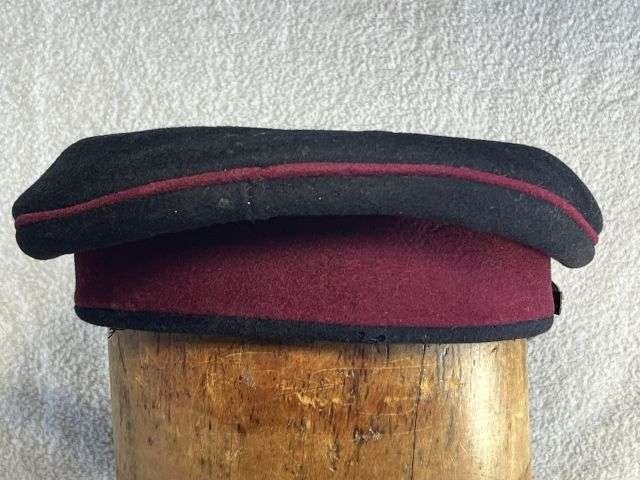 127) Excellent Original 1950s RAMC Officers Peaked Cap With Badge. — image 8