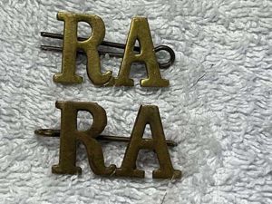 88) Original WW1 WW2 Royal Artillery Brass Epaulette Shoulder Title …