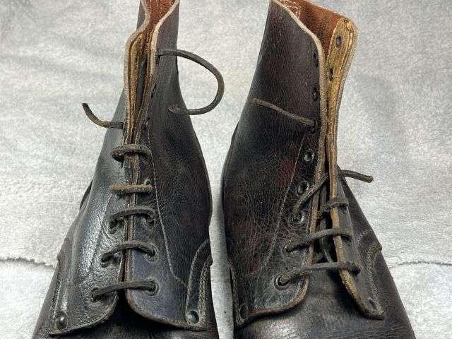 95) Excellent Original Late WW2 French Army Issue Ankle Boots 1945 Similar to WW1 British — image 12