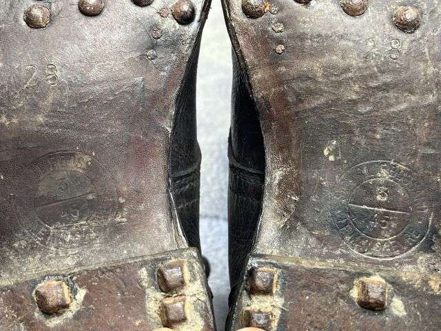 95) Excellent Original Late WW2 French Army Issue Ankle Boots 1945 Similar to WW1 British — image 3