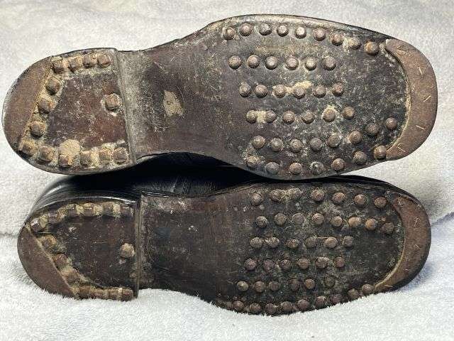95) Excellent Original Late WW2 French Army Issue Ankle Boots 1945 Similar to WW1 British — image 4