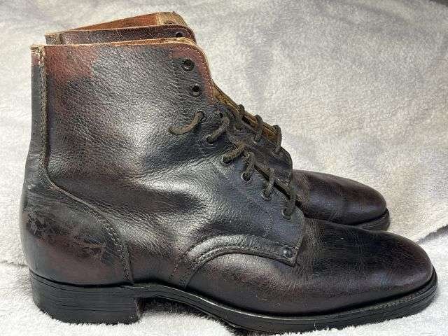 95) Excellent Original Late WW2 French Army Issue Ankle Boots 1945 Similar to WW1 British — image 7