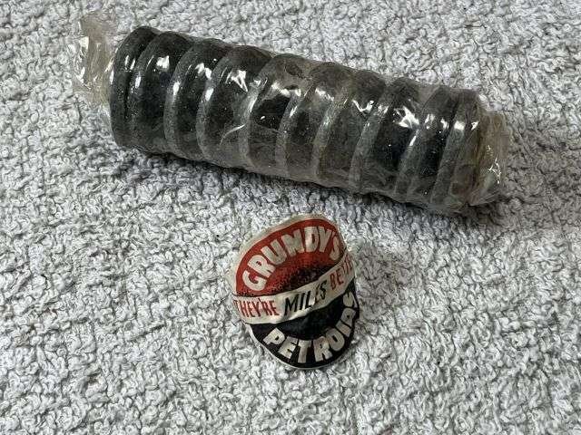 33) Complete Original WW2 Wartime Grundy's Petroids To Increase Fuel Economy Dated 1940 — image 2