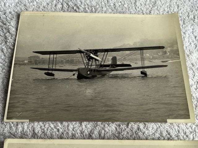 93) Interesting Pair of Original Photographs Showing A French Sea Plane Taxi Service Dover-Calais 1932 — image 5