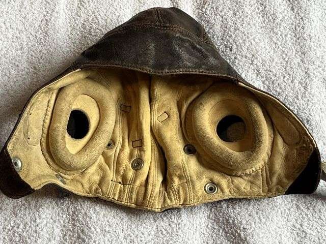 74) Lovely Clean Original Late WW2 – Post War RAF Late Pattern C-Type Flying Helmet 22C/879 — image 11