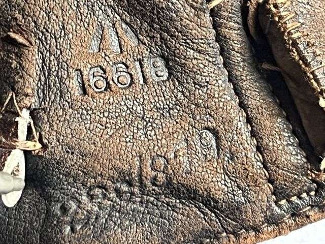 74) Lovely Clean Original Late WW2 – Post War RAF Late Pattern C-Type Flying Helmet 22C/879 — image 12