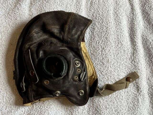 74) Lovely Clean Original Late WW2 – Post War RAF Late Pattern C-Type Flying Helmet 22C/879 — image 2