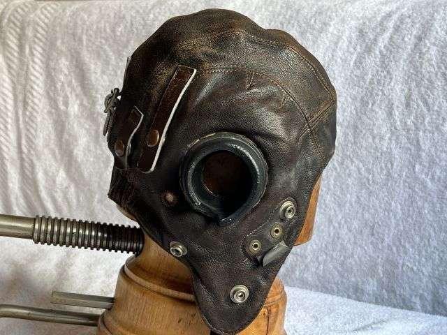 74) Lovely Clean Original Late WW2 – Post War RAF Late Pattern C-Type Flying Helmet 22C/879 — image 4