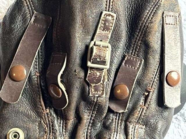 74) Lovely Clean Original Late WW2 – Post War RAF Late Pattern C-Type Flying Helmet 22C/879 — image 7