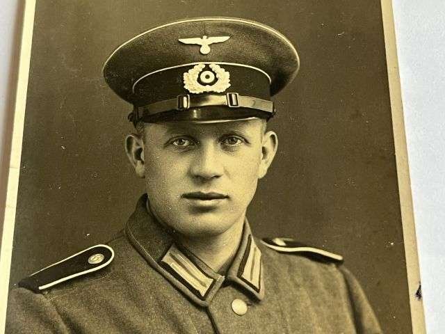 159) Original WW2 German Army Portrait Photograph of an Officer In Uniform — image 4
