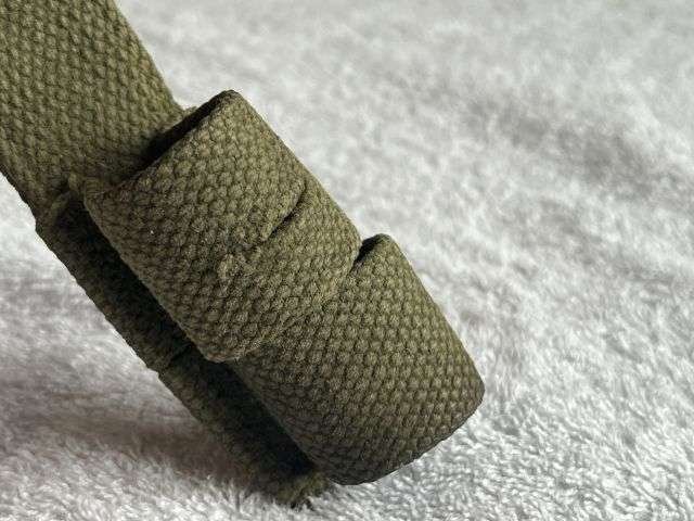 124) Good Original WW2 Era British 1937 Pattern Webbing Bayonet Frog — image 3