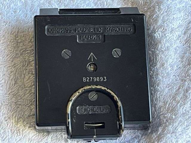 56) Excellent Original WW2 British Army MKI Magnetic Marching Compass in Bakelite — image 9