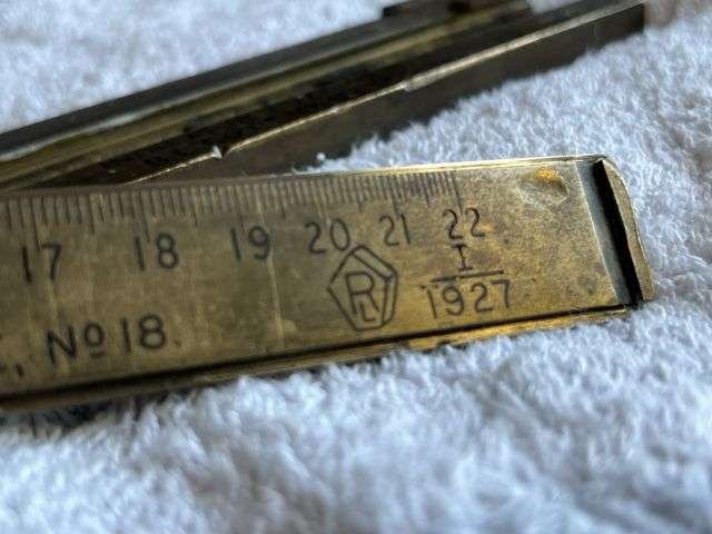 49) Excellent Heavy Duty Royal Artillery Field Gun Slide Rule Indicator, Fuze No18 B.L.60pr MKII & MKII* Guns 1927 — image 2