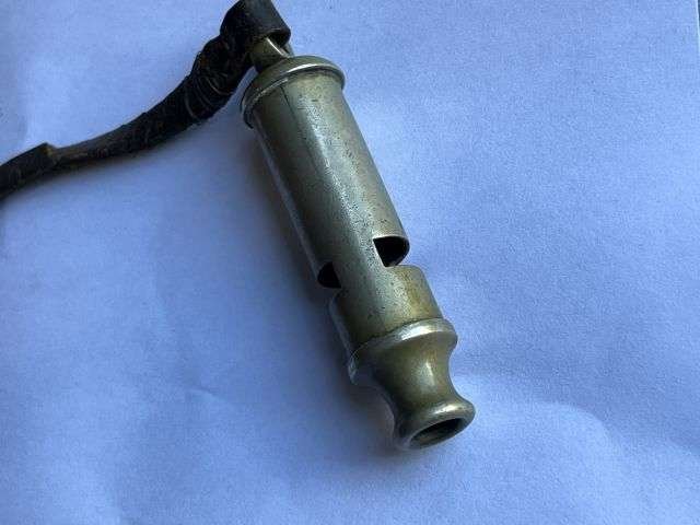39) Lovely Original Early Pre WW1 British Army Officers Issue Tube Whistle Dated 1908 — image 4