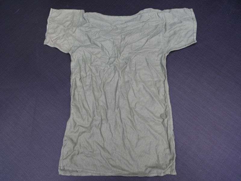 202) Mint British Army Tropical Issue JG Aertex V Neck Vest/T Shirt 1967 — image 2