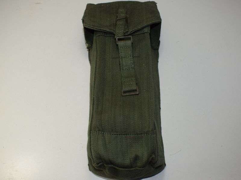204) Total Mint Original Unissued WW2 British 1944 Pattern Jungle Issue Web Ammo Pouch Dated 1945 — image 6