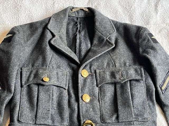 80) Good Original WW2 Pattern RAF Issue Other Airman's Service Dress Jacket Dated 1951 — image 15