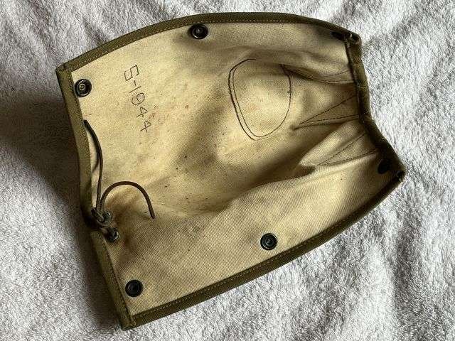 82) Excellent Original WW2 British Military Issue Rifle Breech Cover 1944 — image 6