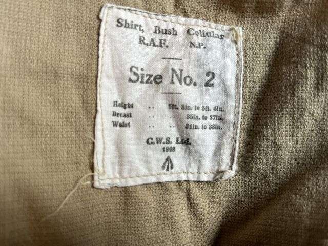 71) Excellent Early Post War RAF Issue KD Cellular Bush Shirt Dated 1948 — image 4