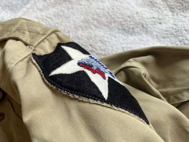 75) Original WW2 US Army Officers Khaki Tropical Shirt With Original Insignia — image 3