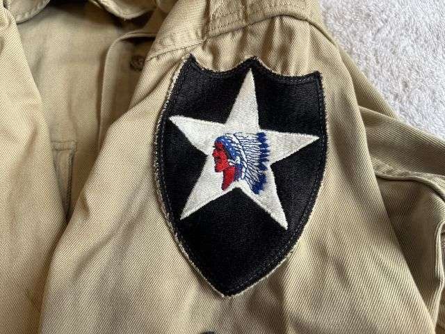 75) Original WW2 US Army Officers Khaki Tropical Shirt With Original Insignia — image 5