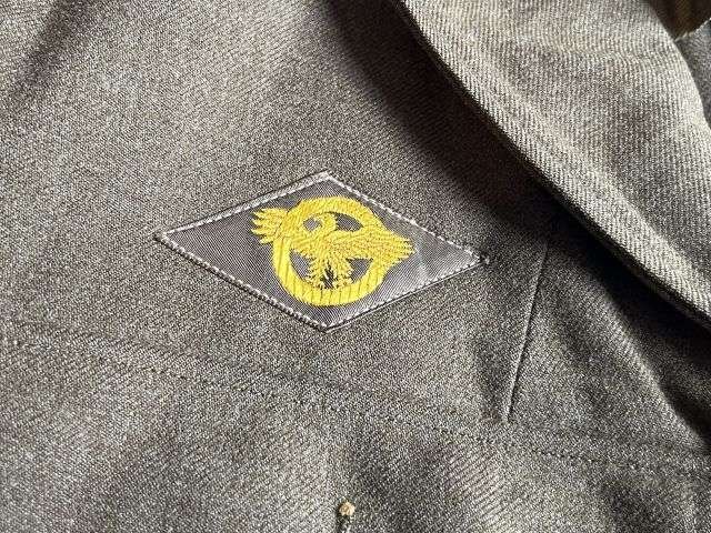 77) Nice Original WW2 US Army Officers M-1940 Jacket With Original Insignia 1940 — image 11