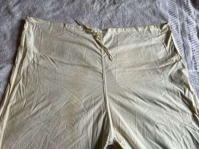 64) Good Original WW2 British Army & US Lightweight Snow Camo Over Trousers Dated 1943 — image 7