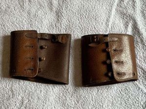 61) Good Original Victorian/Edwardian Ladies Leather Anklets