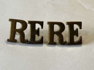 44) Original WW1 WW2 Royal Engineers Brass Epaulette Shoulder Title …
