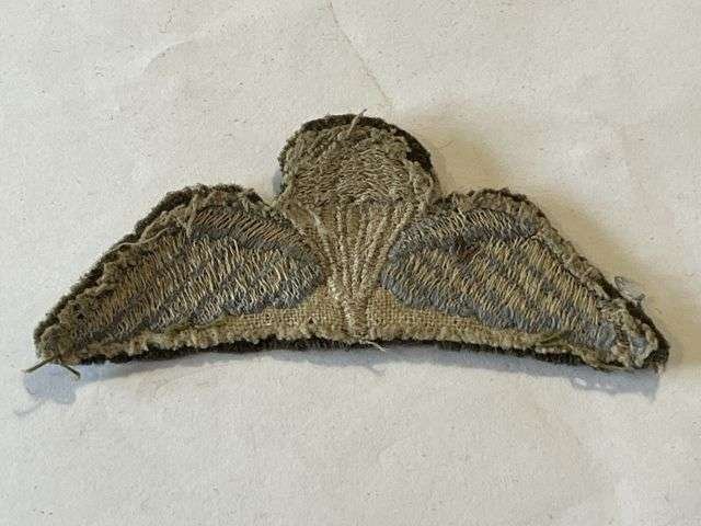 46) Nice Original Uniform Removed 1950s Era British Para Jump Wings — image 6