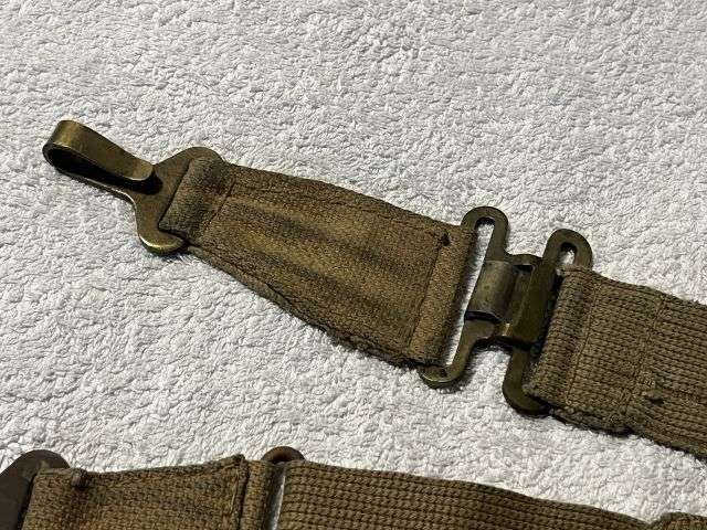 2) Excellent Original WW2 British Respirator Haversack Waist belt — image 9