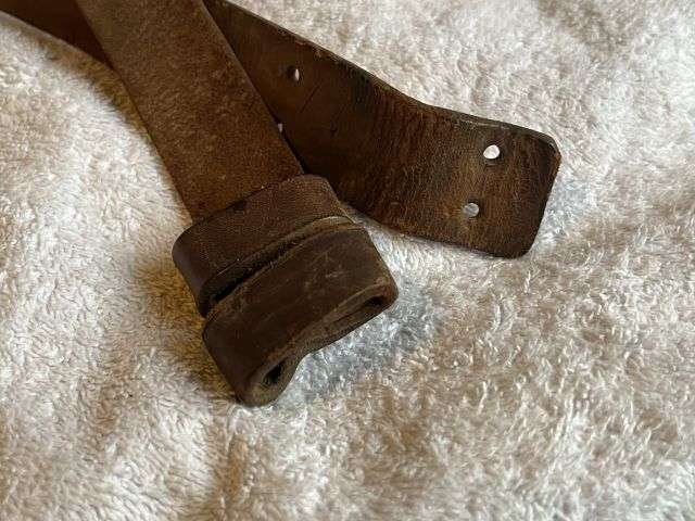 100) Excellent Used Original 1914 Pattern Leather Rifle Sling. — image 4