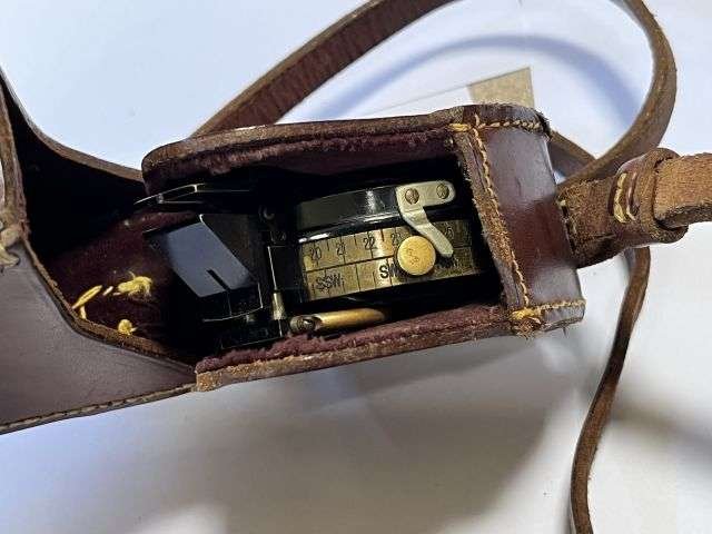 115) Lovely Original Pre WW2 British Officers Verner's Pattern MK XI Compass & Case Dated 1936 — image 13